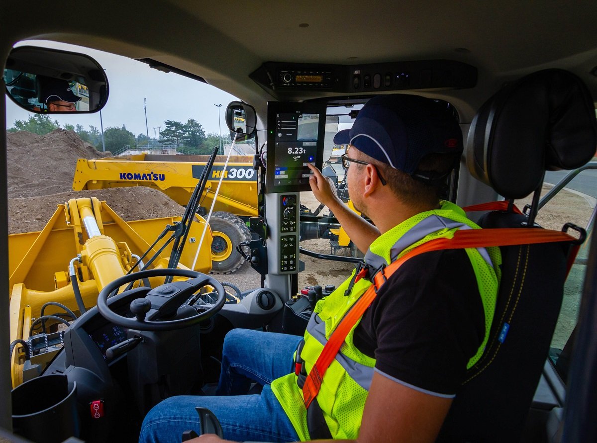 Komatsu Europe annonce le nouveau SubMonitor pour ses chargeuses sur pneus