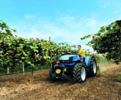 New Holland présente la nouvelle gamme des tracteurs spécialisés TD4000F